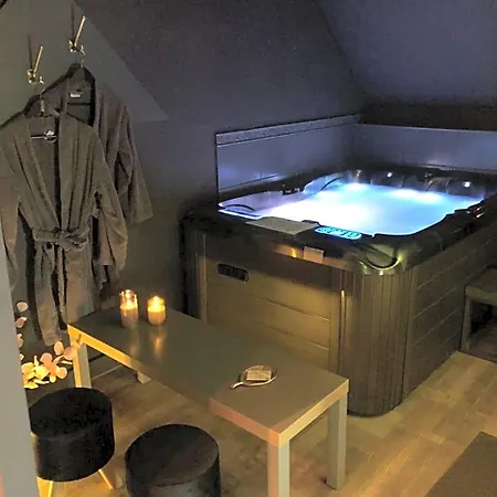 Pause Nature Avec Spa, Hammam Shower, Sauna, Streaming Et Arrivee Autonome Bed & Breakfast